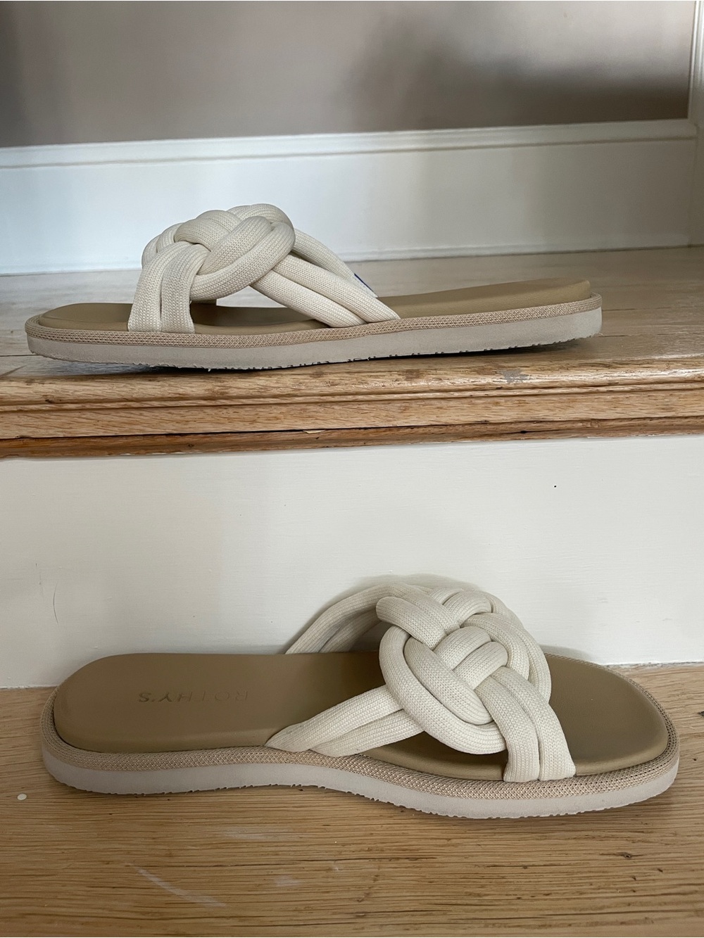 Rothy’s The Summer Sandal Braided Knotted Slide White Sand Cream Tan 8.5 GUC - Picture 7 of 9